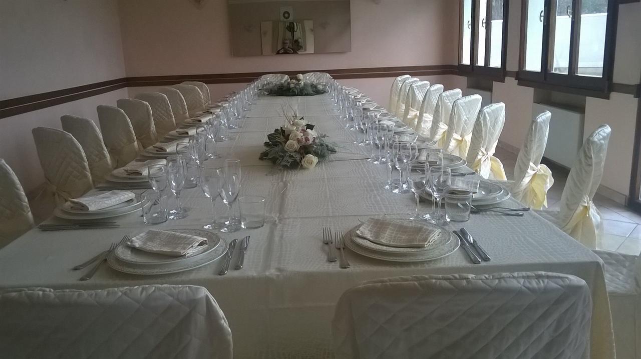Albergo Ristorante Da Domenico Монте-Сан-Савіно Екстер'єр фото